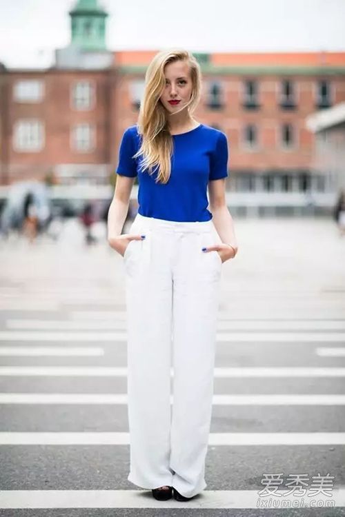 小女孩能穿宽腿裤子吗？一个小女孩怎么能配得上宽腿裤高呢？