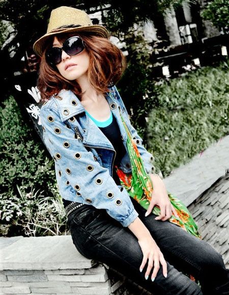 欧文的小外套在九月底很流行