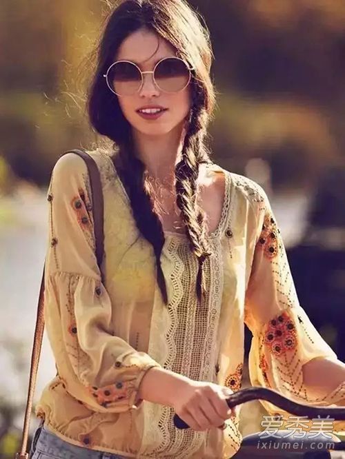 宽松的衣服如何与漂亮的宽松的衣服和图片搭配