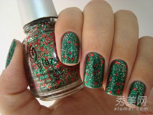 美甲图片:最新圣诞超可爱美甲