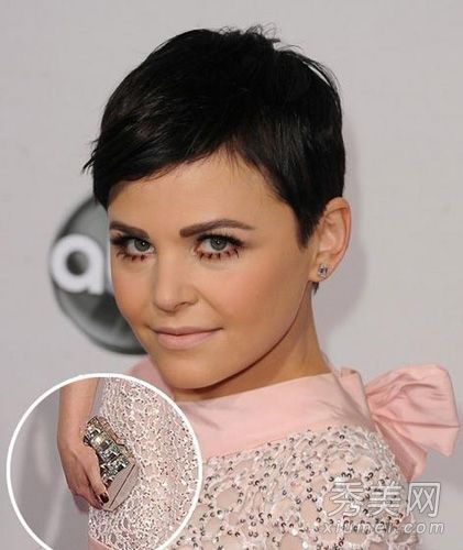 欧洲和美国女演员喜欢8种最酷的美甲作为蛋糕上的糖衣