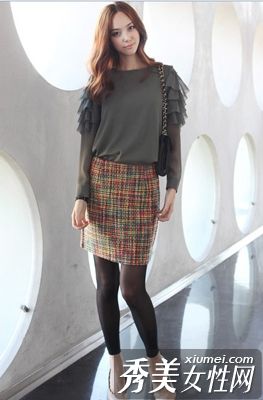 时尚裙装瞬间提升个性魅力