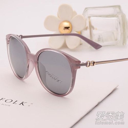 太阳镜表面的划痕会影响使用吗？