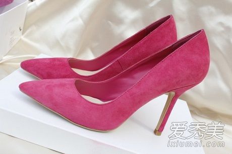 如果高跟鞋太大了怎么办？如果高跟鞋太大而无法跟上呢