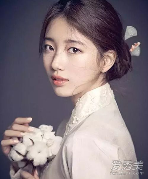 裴秀智韩国服装人像化妆模拟课程(动态图表)