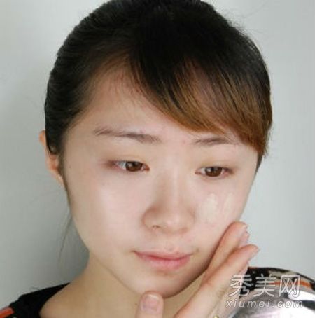 化妆教程:韩国圣诞节化妆技巧