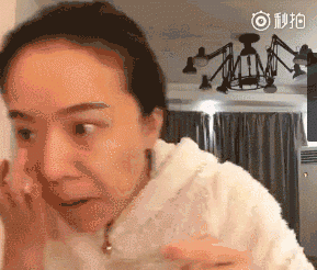 3分钟快速化妆课程创建完美日常化妆的10个步骤