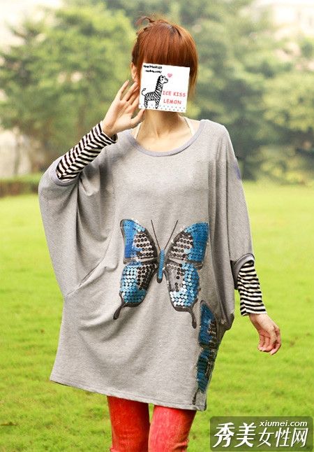 作为时尚达人，女士们也非常喜欢宽松的背心。