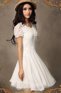 腰围粗的女孩穿什么裙子?粗腰女孩一起穿衣服