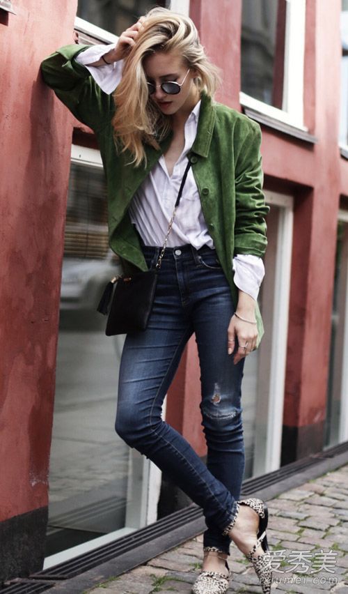 初秋穿什么样的外套？时尚专家已经帮你决定了。