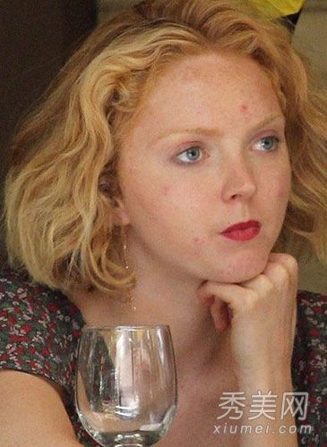 好莱坞女演员最迷恋5个主要的微型整形手术项目。