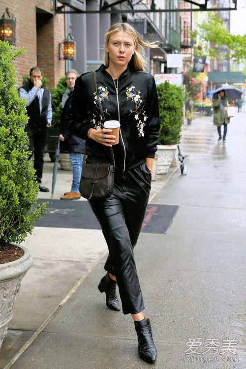 绣花夹克今秋继续穿火