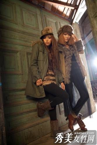 冬天，军装上的大风让我觉得自己是个很酷的女孩。