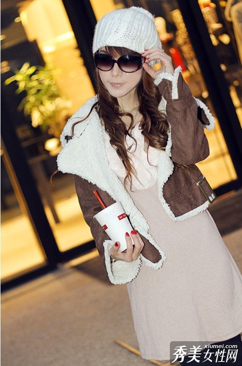 韩版外套pk北欧节拍甜美帅气