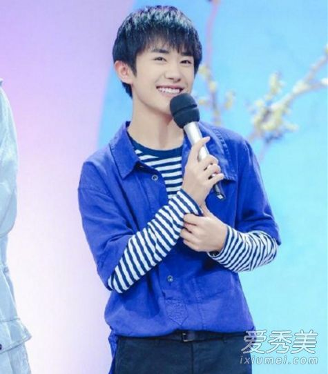 我在哪里可以从杰克森·易买到同样款式的衣服？