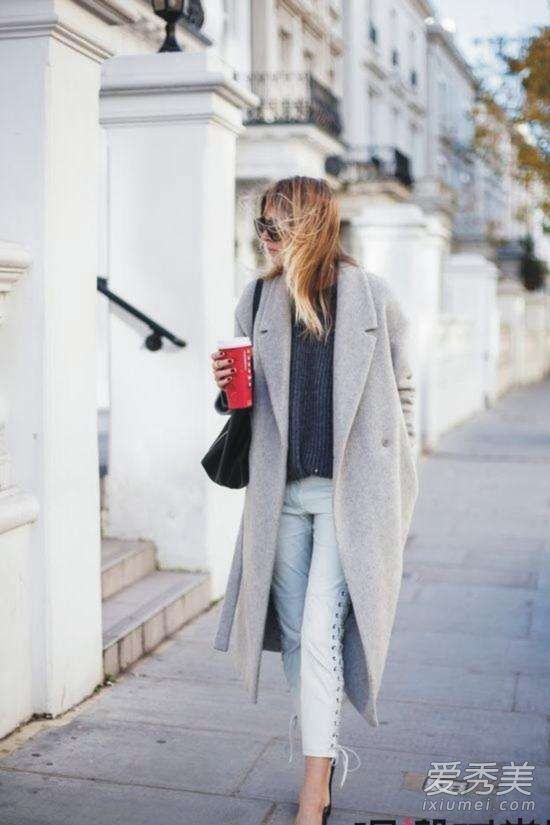 明明是外套却依然显示出超薄超强的领带外套搭配方法