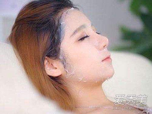 如何使用面膜?洗澡时最好戴上面膜吗?