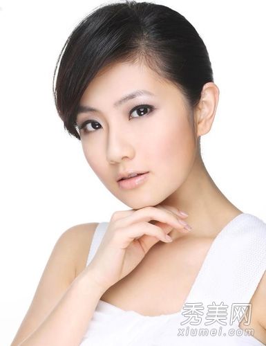 护肤技巧:如何护理敏感皮肤？