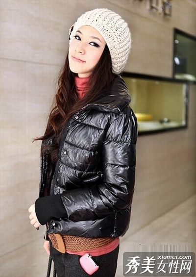 糖果棉袄+热裤保暖时尚