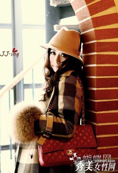 甜美略带冷艳的冬季混搭秀