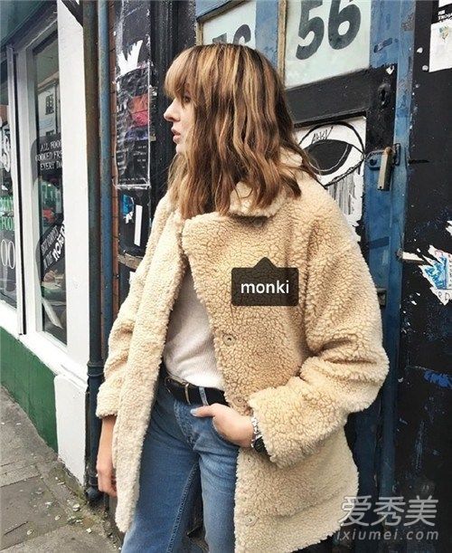 你看，莉齐甚至可以为日常生活创造不同的风格！