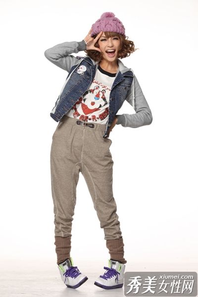 流行棉袄打造可爱阳光女孩模特