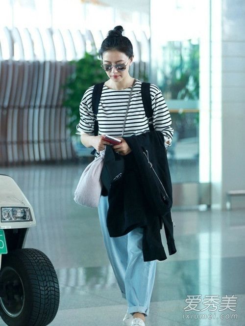 条纹衬衫秋季搭配图片告别路人