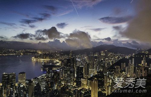 六月适合香港旅游吗？六月去香港穿什么？