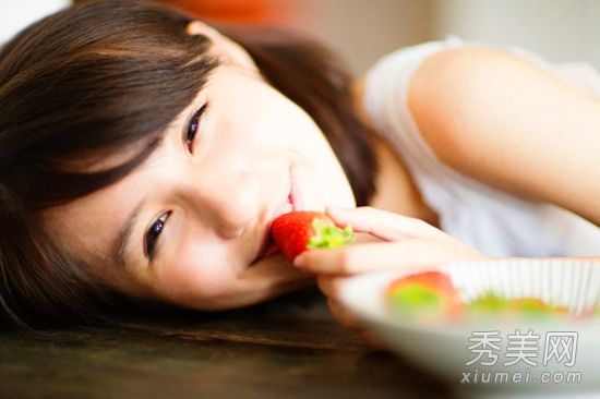 冬瓜和豌豆在春天和夏天吃时是白色的