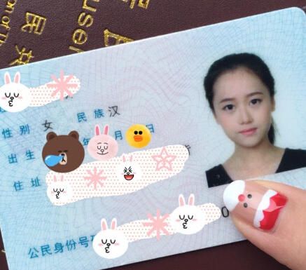 展示假妆的秘密，拍下最美的照片。