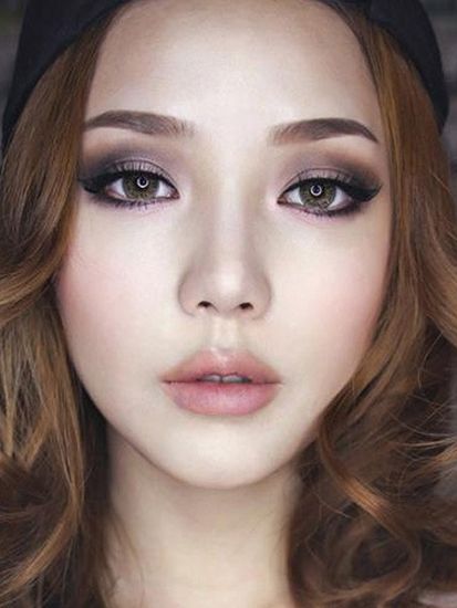 化妆博客小马给韩国烟彩妆画(照片)