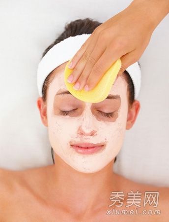 自制控油祛痘面膜，令肌肤清爽光滑