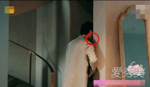 《华尔与青少年》第三季的景柏然穿的是什么牌子的衣服?