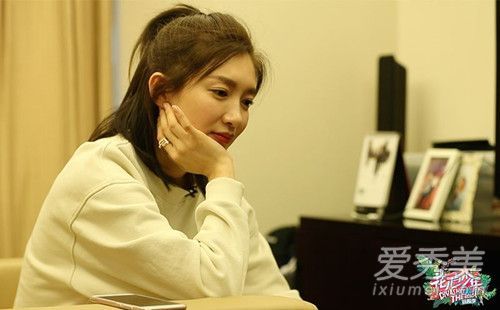 江淑英拖鞋是什么牌子的?江淑英拖鞋贵不贵