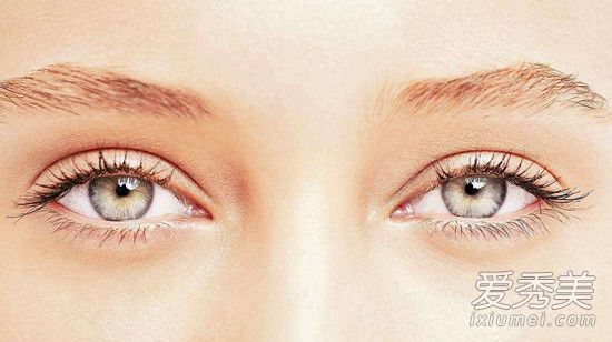 如果双眼皮太宽，可以通过手术修复吗？