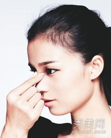 眼部护理:眼部补水的4个黄金时刻