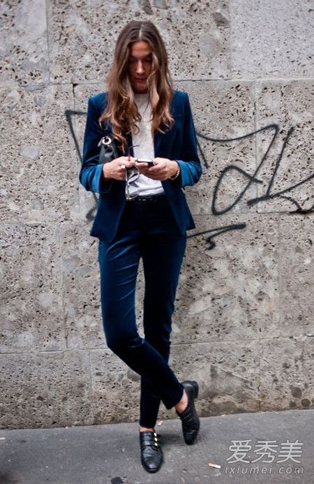 秋天和冬天是最受欢迎的!时尚保暖的天鹅绒