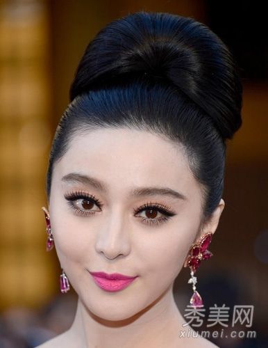 奥斯卡红毯彩妆PK范冰冰“桃花”眼妆