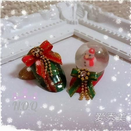 日本姐妹打造立体泡泡美甲