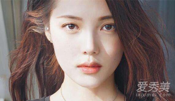 嘴唇开裂脱皮？四种常见食物让嘴唇又变嫩了