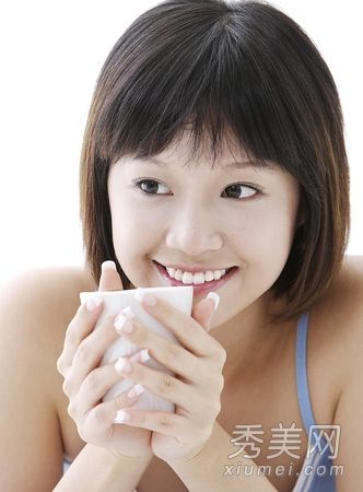 爱油毛孔粗大毛孔堵塞怎么办？