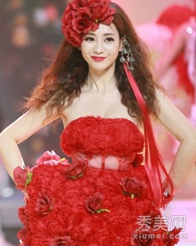 爱达自露美白暗黄修复美胸美肤