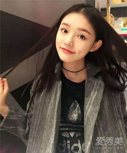 又一次牙齿搜索！林允的整颗牙齿看起来像一张新面孔