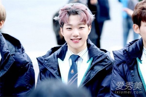 雪莉的男人版金戈恩的复制品，你看着这些神在韩国圈子里撞在一起，简直是瞎了眼！