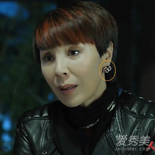 欧阳静是什么牌子的太阳镜?