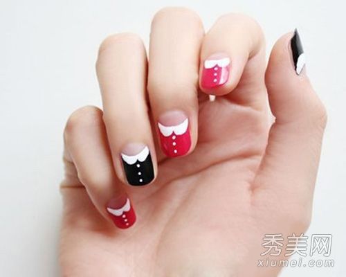 DIY美甲:婴儿脖子+短裙清新美甲