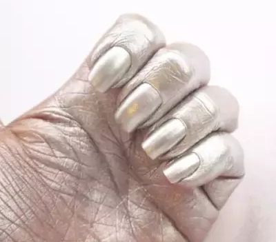 什么牌子的指甲油好？2015年新美甲喷雾预览