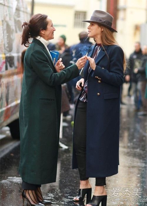 拒绝穿普通的带有强烈光环的超长外套。