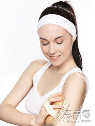 问题皮肤:如何消除“鸡皮”?