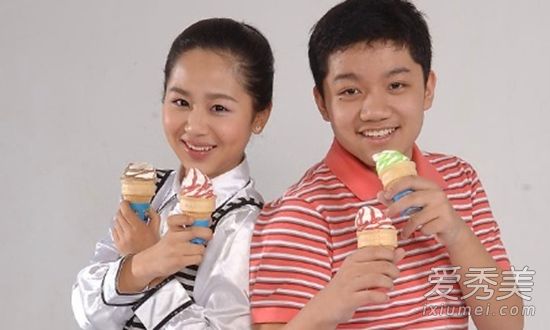 “有孩子的家庭”安迪整容，瘦脸变成真正的芭比娃娃